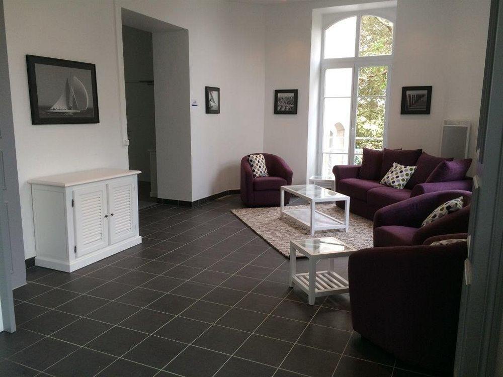 Résidence Néméa Le Domaine De La Baie 3*